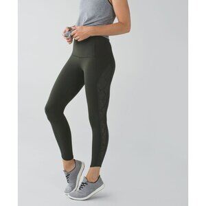 Lululemon Beyond Boundaries Pant Gator Green / Fatigue Green Size 4